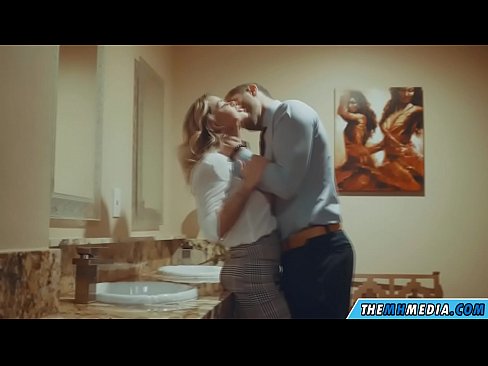 ❤️ Ina whakawaia koe e te kakaho tetona i roto i te wharepaku whanui ataata porn i a matou mi.libporno.ru ❌❤